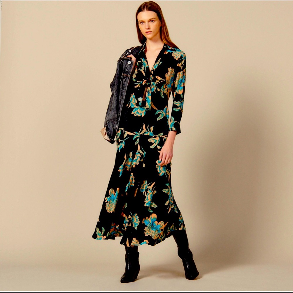 SANDRO beautiful flowered dress
